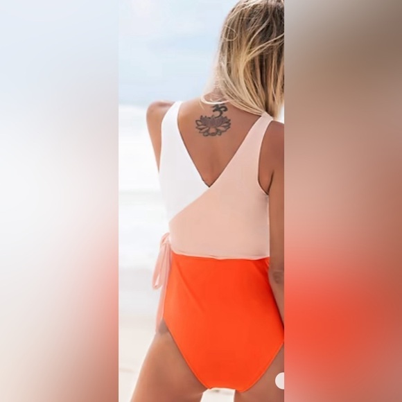 Cupshe NWT XS Orange And White Bowknot One piece Swimsuit. A190 - Picture 3 of 5